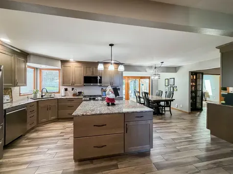3005 Countryside Lane Freeport IL 61032