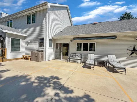 3005 Countryside Lane Freeport IL 61032