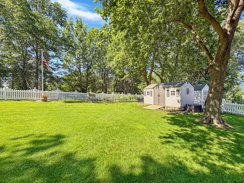 3005 Countryside Lane Freeport IL 61032