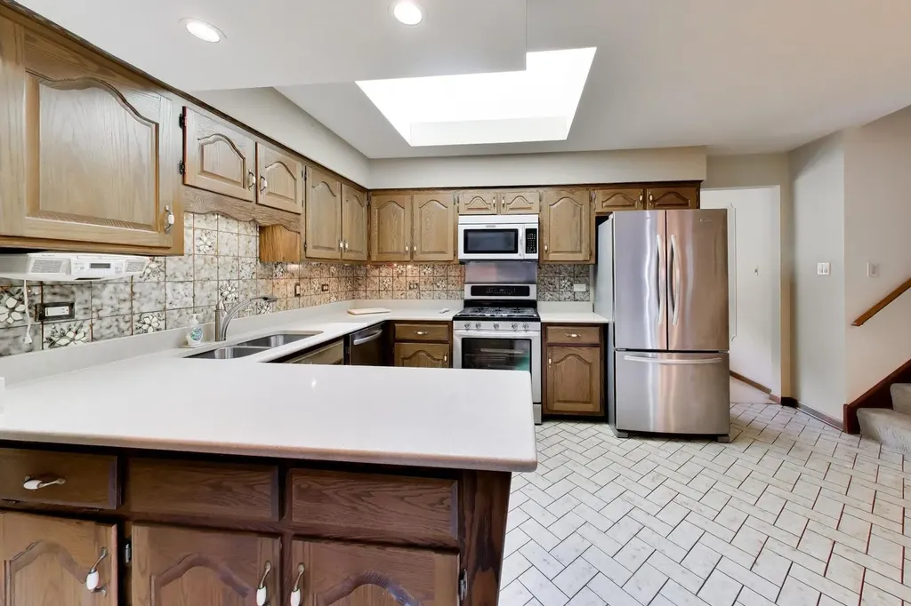 16W671 Fern Street Willowbrook IL 60527