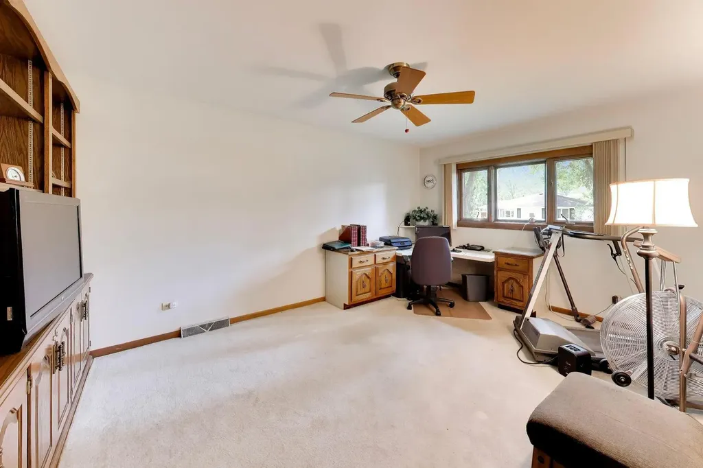 16W671 Fern Street Willowbrook IL 60527