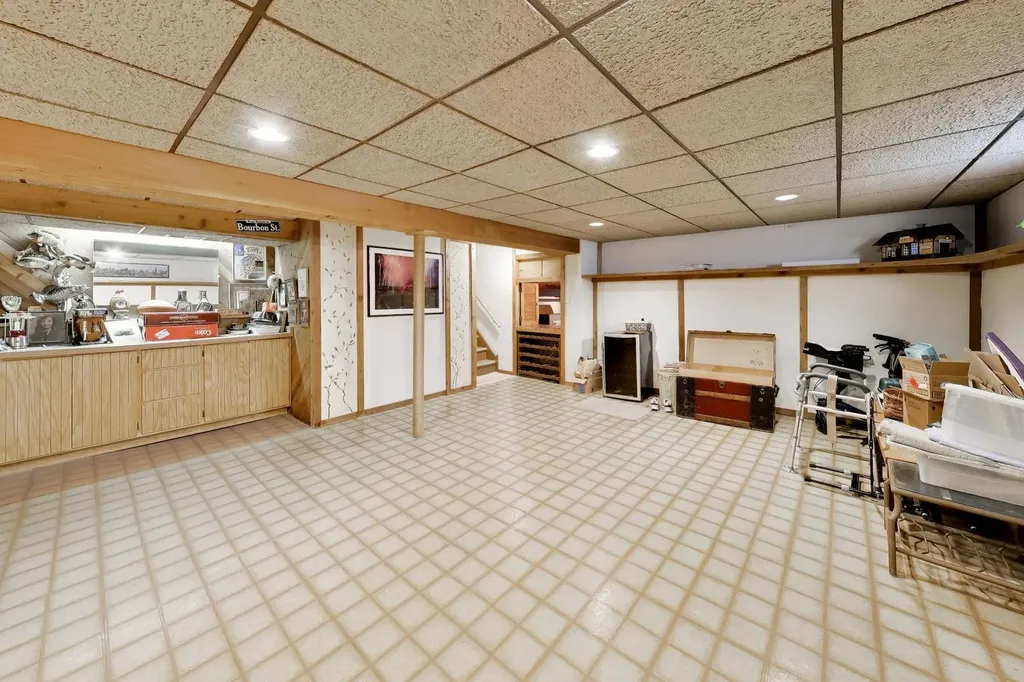 16W671 Fern Street Willowbrook IL 60527