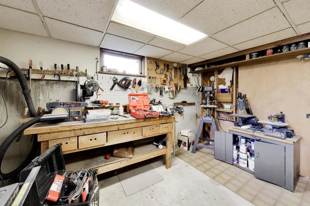 16W671 Fern Street Willowbrook IL 60527