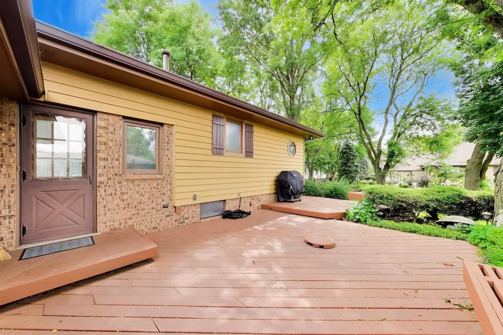 16W671 Fern Street Willowbrook IL 60527
