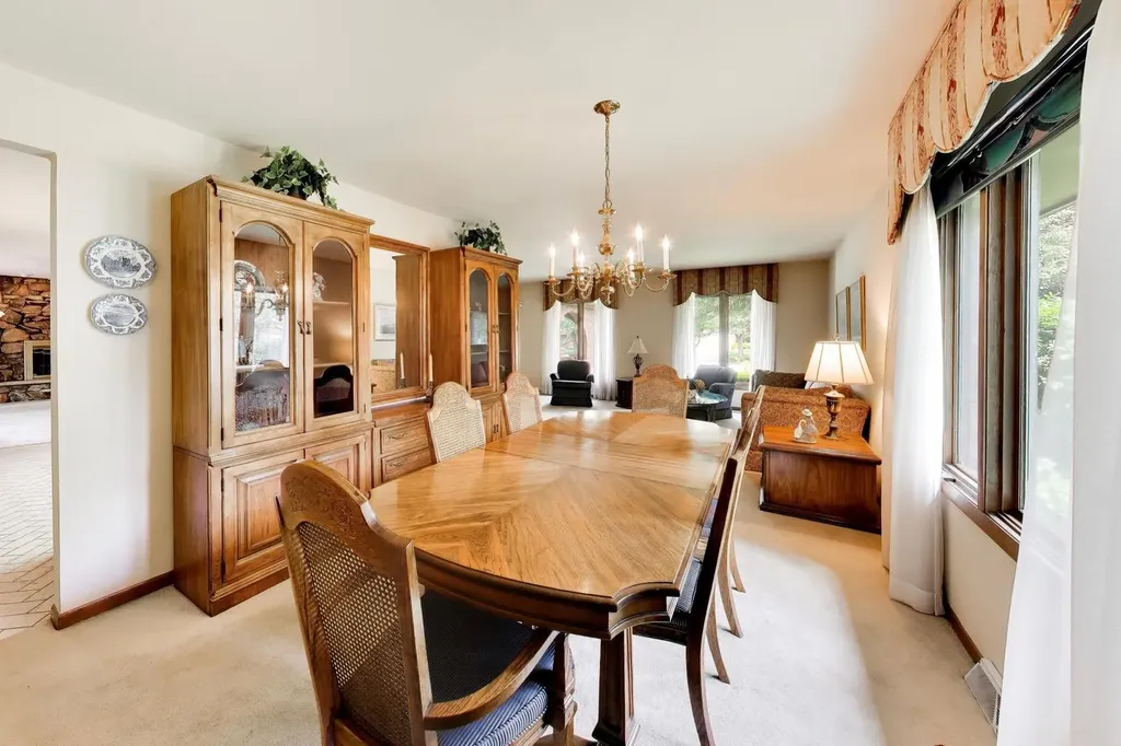 16W671 Fern Street Willowbrook IL 60527