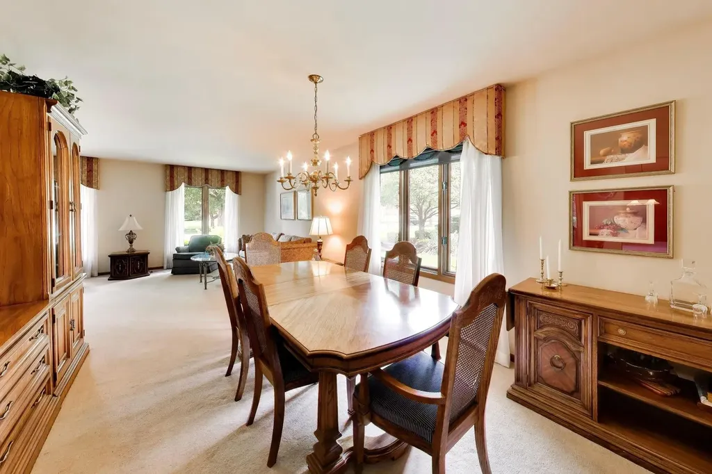 16W671 Fern Street Willowbrook IL 60527