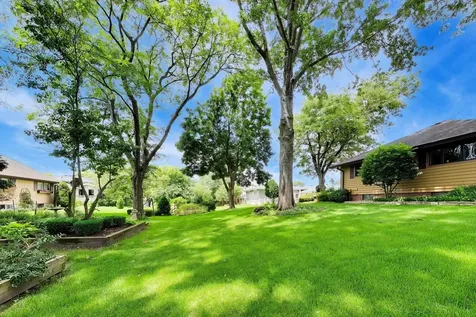 16W671 Fern Street Willowbrook IL 60527