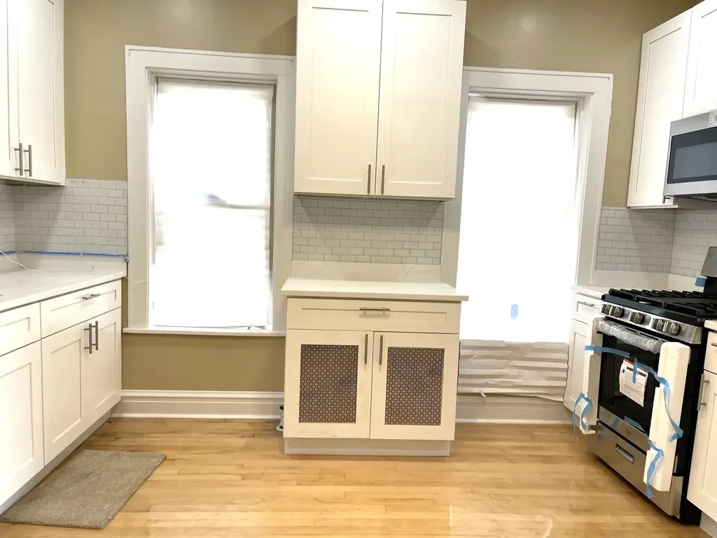 5901 West Rice Street Chicago IL 60651