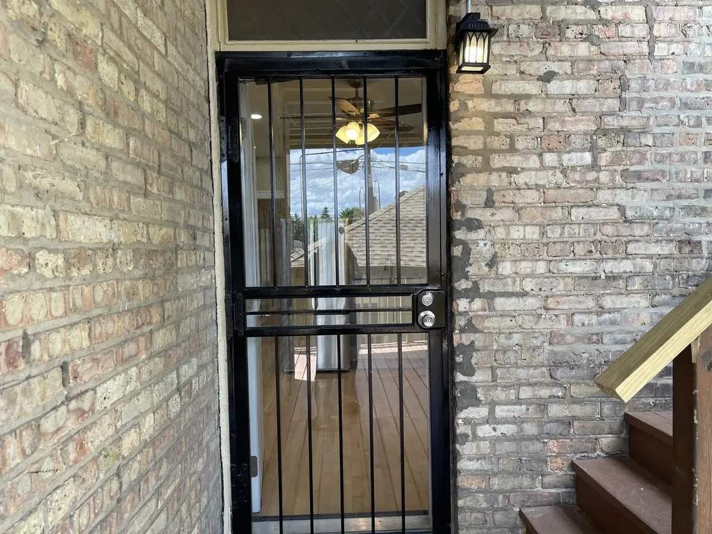 5901 West Rice Street Chicago IL 60651