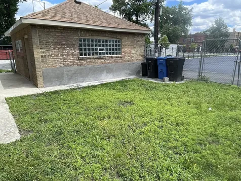 5901 West Rice Street Chicago IL 60651