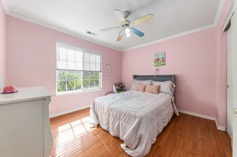 1895 Indian Hill Lane Aurora IL 60503
