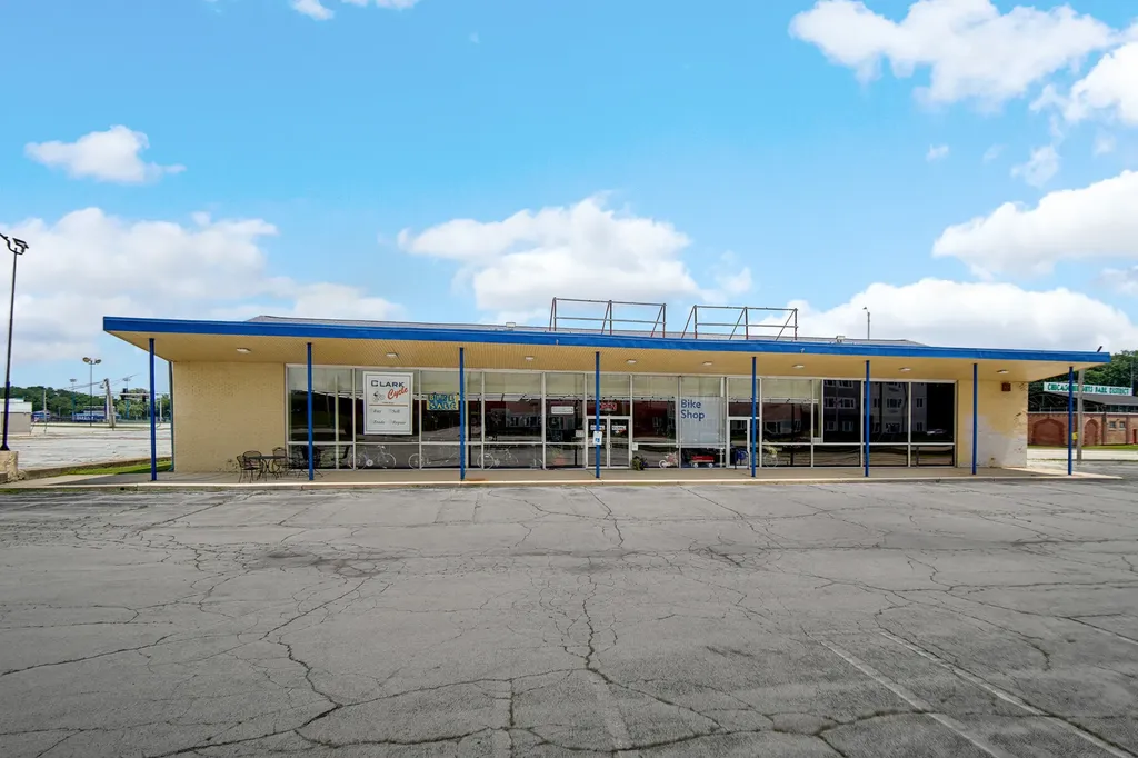 1025 Dixie Highway Chicago Heights IL 60411