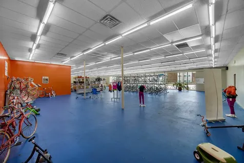 1025 Dixie Highway Chicago Heights IL 60411