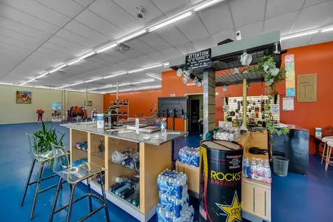 1025 Dixie Highway Chicago Heights IL 60411