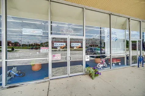 1025 Dixie Highway Chicago Heights IL 60411