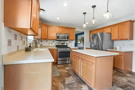 3402 Crossgate Drive Bloomington IL 61704