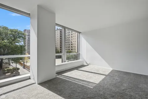 340 West Diversey Parkway Chicago IL 60657