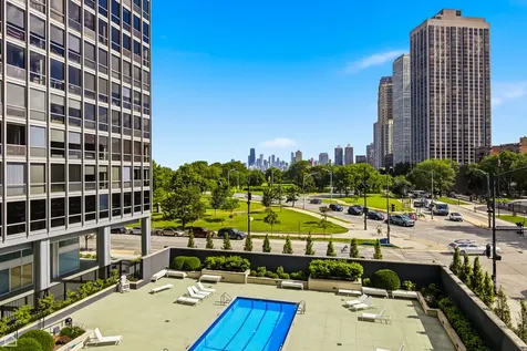 340 West Diversey Parkway Chicago IL 60657