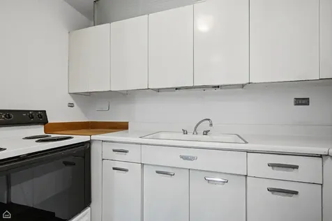 340 West Diversey Parkway Chicago IL 60657