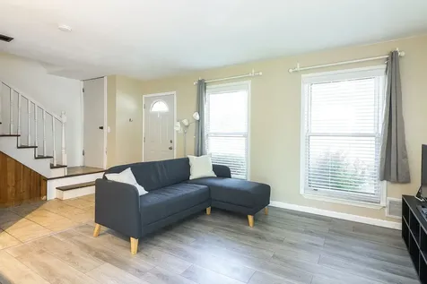 21 Fernwood Drive Bolingbrook IL 60440