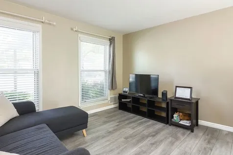 21 Fernwood Drive Bolingbrook IL 60440