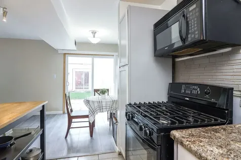 21 Fernwood Drive Bolingbrook IL 60440
