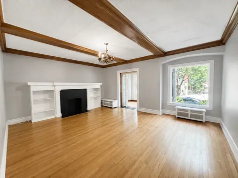 4149 North Sheridan Road Chicago IL 60613