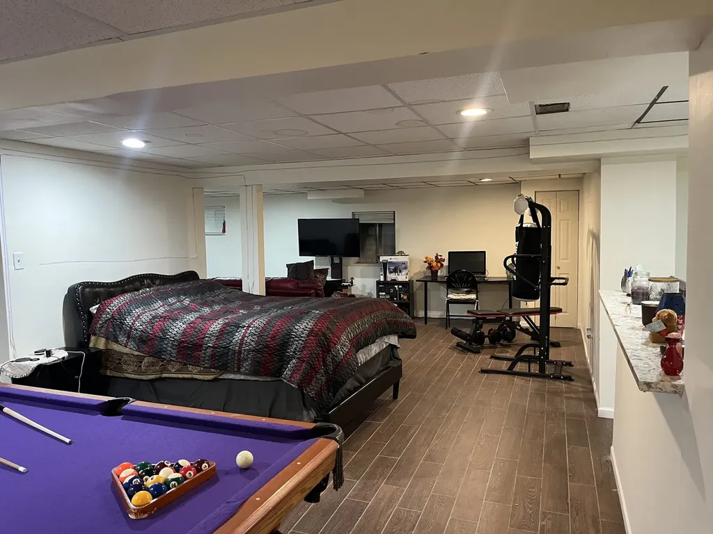 1212 North Honey Hill Road Addison IL 60101