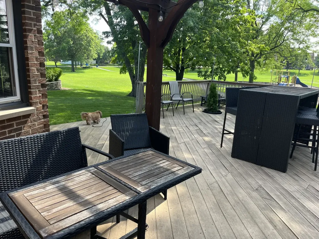 1212 North Honey Hill Road Addison IL 60101