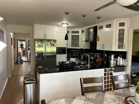 1212 North Honey Hill Road Addison IL 60101