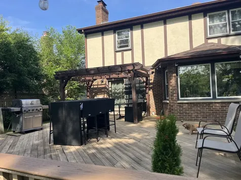 1212 North Honey Hill Road Addison IL 60101