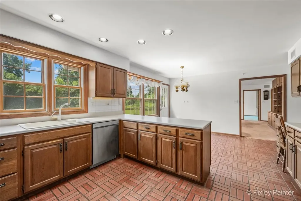 22W251 Sunset Terrace Medinah IL 60157