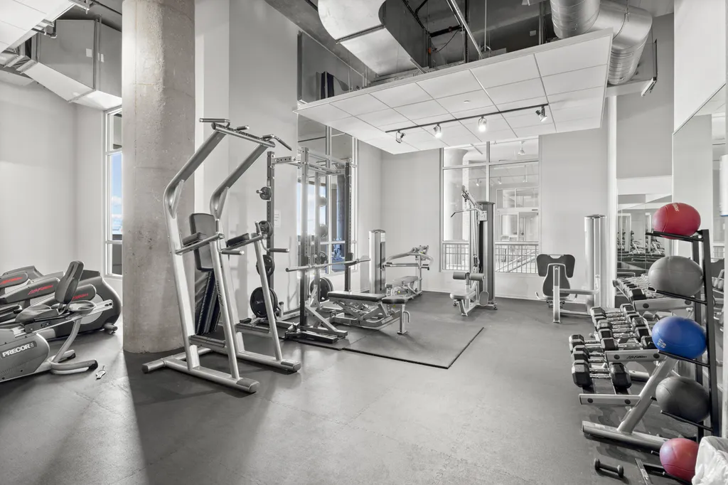 900 North Kingsbury Street Chicago IL 60610