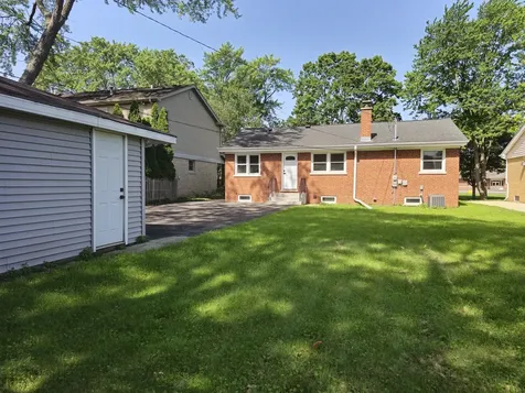 307 North Fairview Avenue N Mount Prospect IL 60056