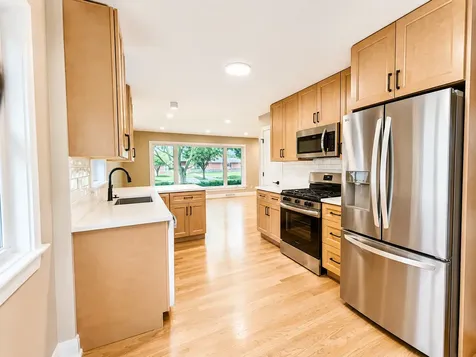 307 North Fairview Avenue N Mount Prospect IL 60056
