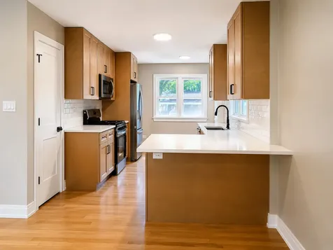 307 North Fairview Avenue N Mount Prospect IL 60056