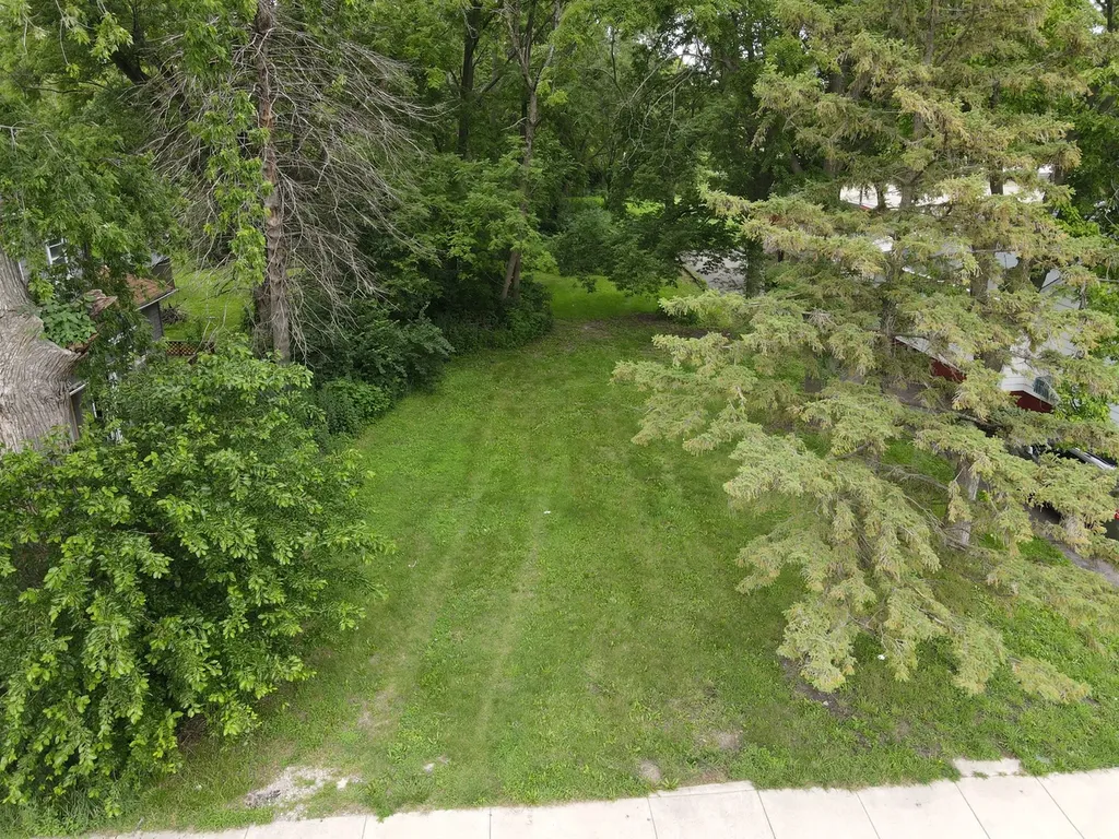 305 South Illinois Street Streator IL 61364