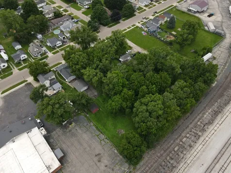 305 South Illinois Street Streator IL 61364
