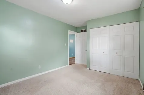 4628 50TH Street Moline IL 61265