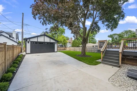 1700 Courtland Avenue Park Ridge IL 60068