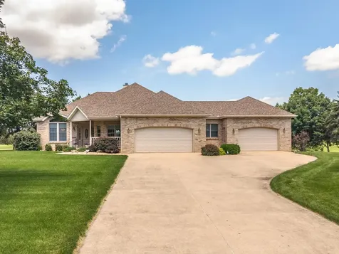 581 Fairway Drive El Paso IL 61738