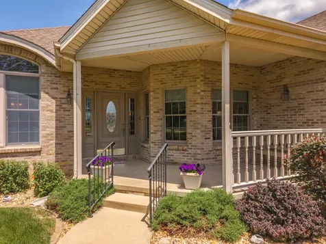 581 Fairway Drive El Paso IL 61738