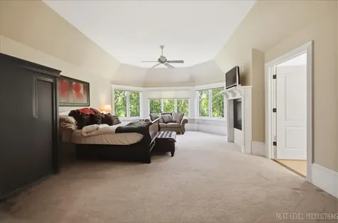 632 Waters Edge Drive South Elgin IL 60177