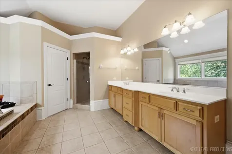 632 Waters Edge Drive South Elgin IL 60177