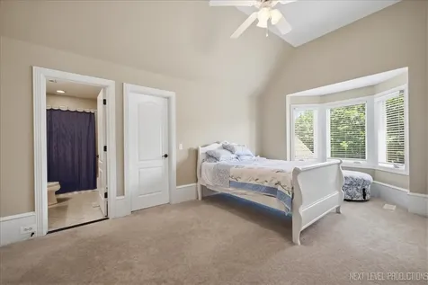 632 Waters Edge Drive South Elgin IL 60177