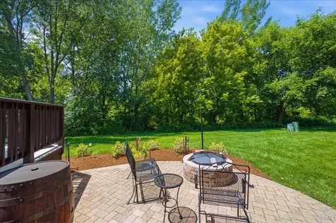 632 Waters Edge Drive South Elgin IL 60177