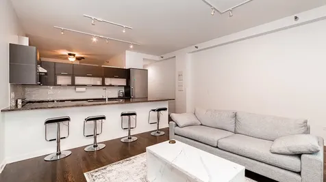 6 North Michigan Avenue Chicago IL 60602