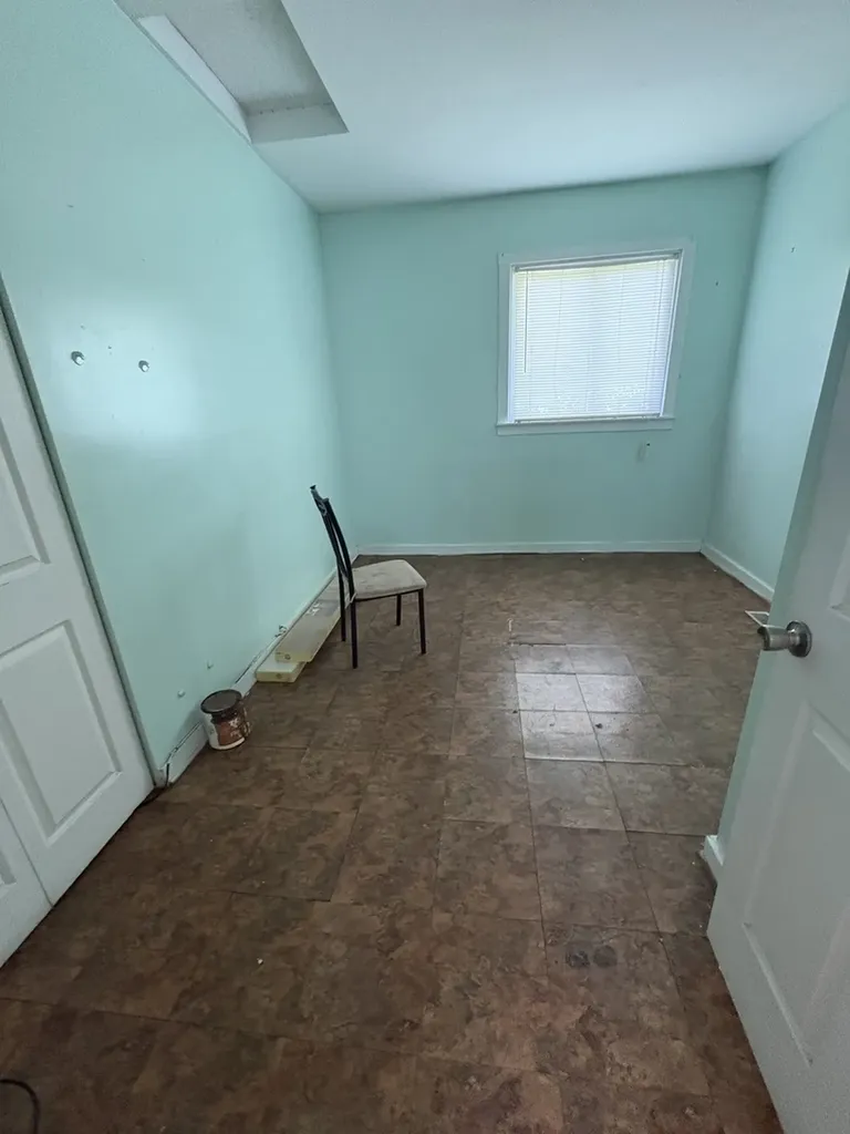 6925 South May Street Chicago IL 60621