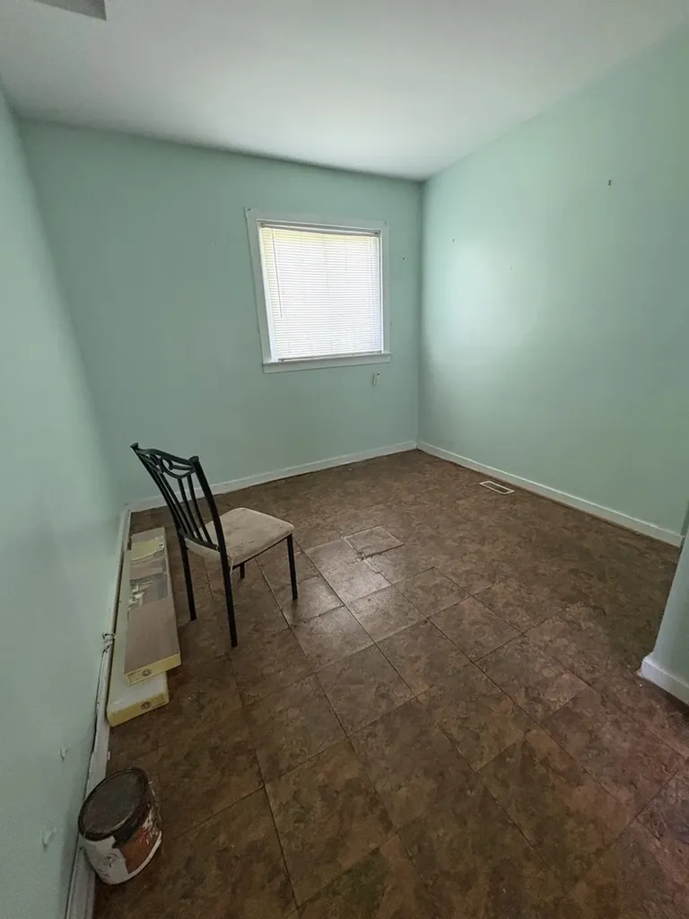 6925 South May Street Chicago IL 60621