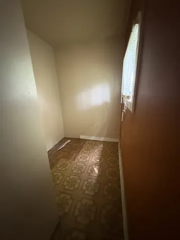 6925 South May Street Chicago IL 60621